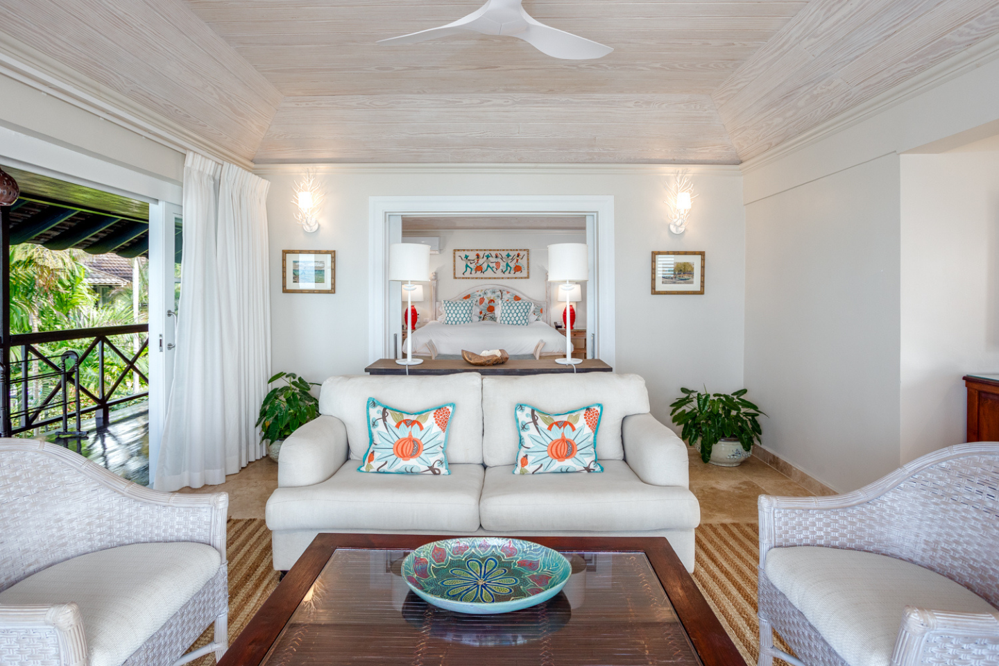 Oceanfront One Bedroom Suite